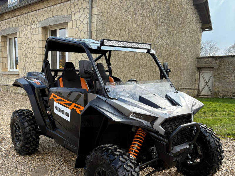 POLARIS RZR XP 1000